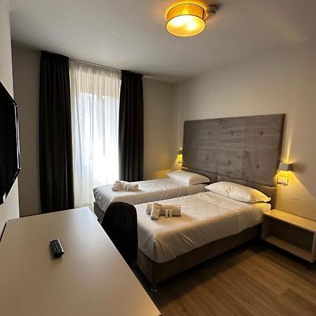Pfa Hotel - Isola D'Elba Каво Екстериор снимка