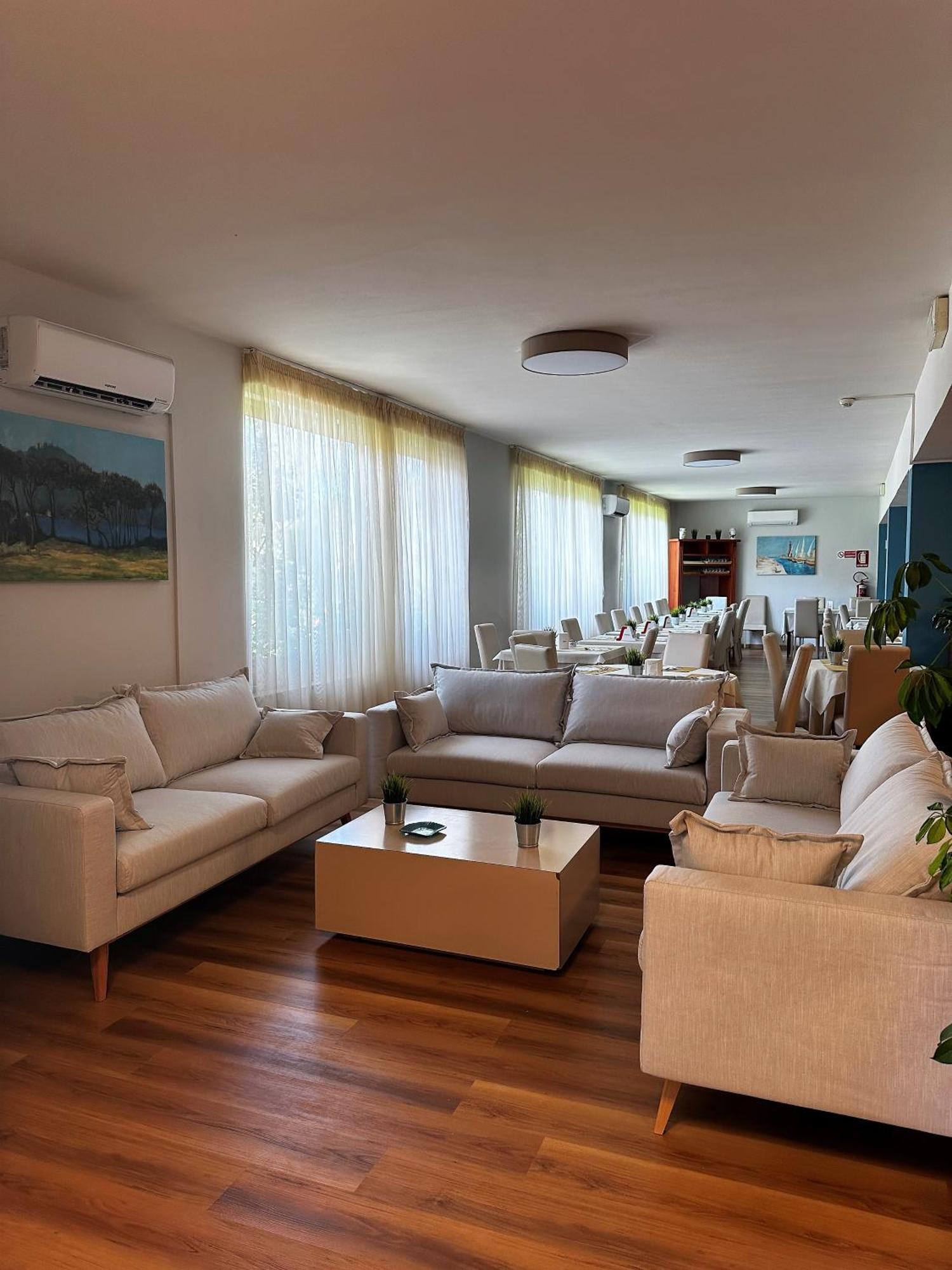Pfa Hotel - Isola D'Elba Каво Екстериор снимка